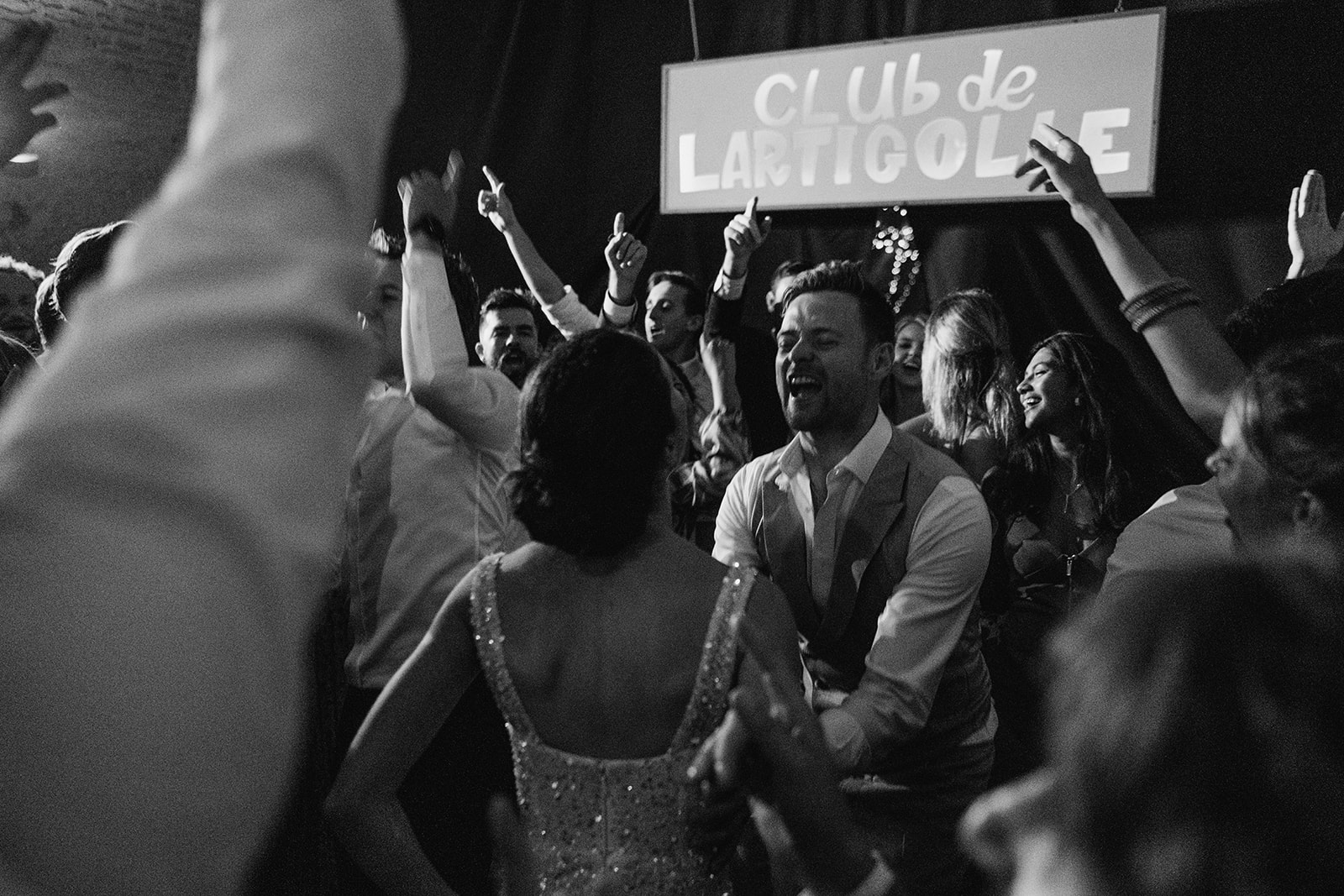 Chateau Lartigolle wedding documentary style photos with York Place Studios