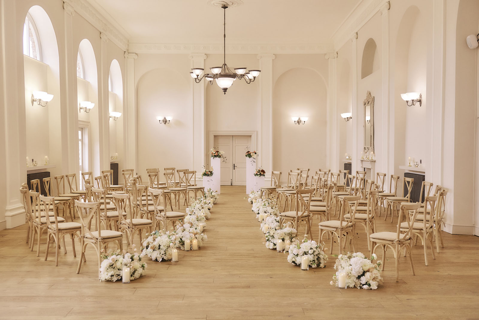 Kings Head Hotel Cirencester styled for a wedding by Sandra at Fabulous Functions UK