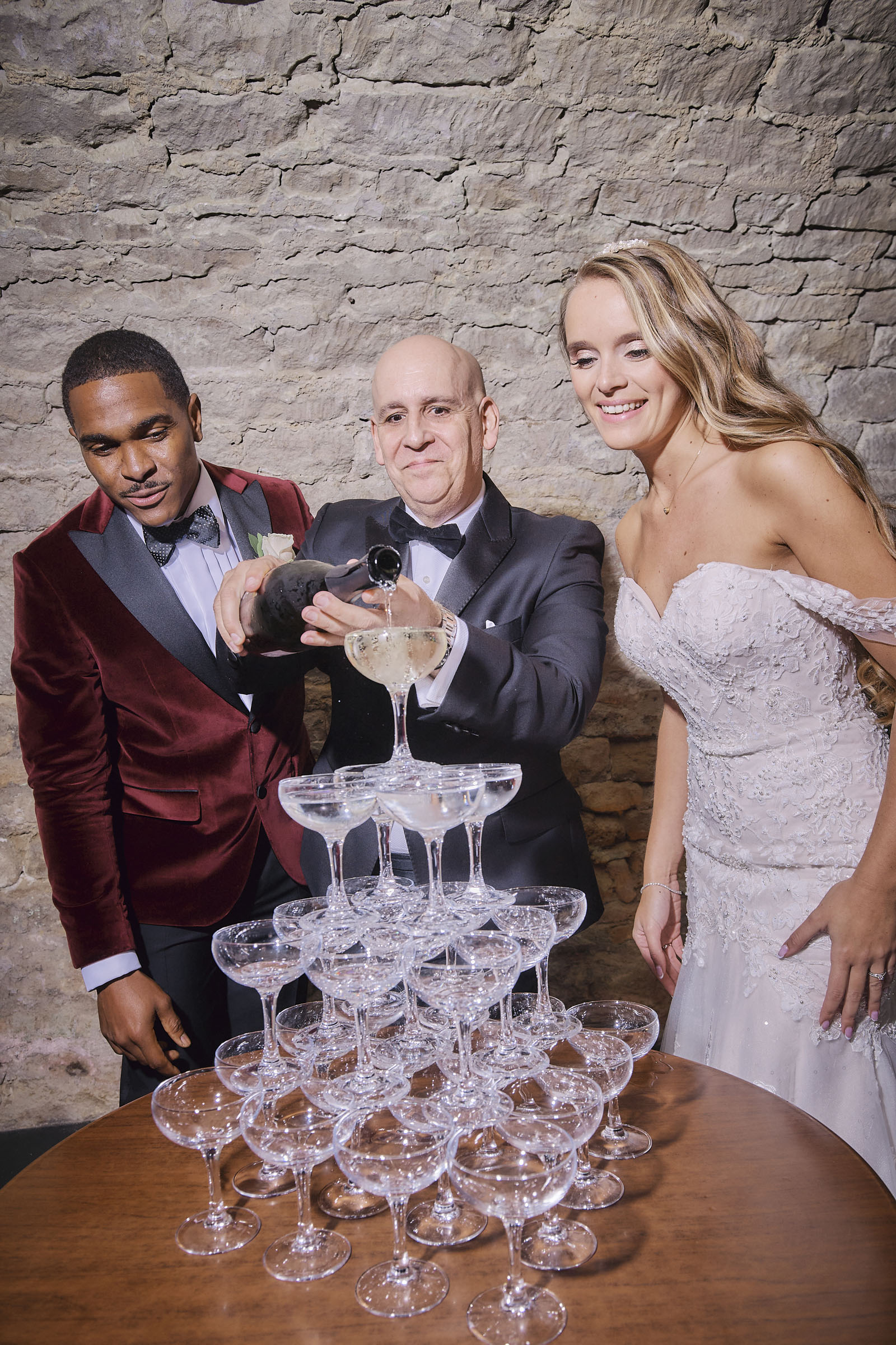 Kings Head Hotel Cirencester styled for a wedding by Sandra at Fabulous Functions UK