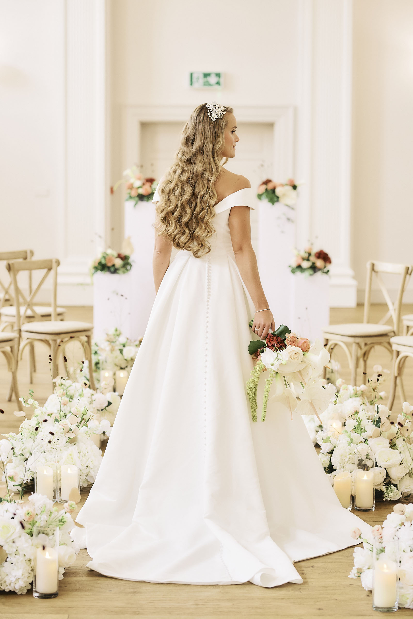 Kings Head Hotel Cirencester styled for a wedding by Sandra at Fabulous Functions UK