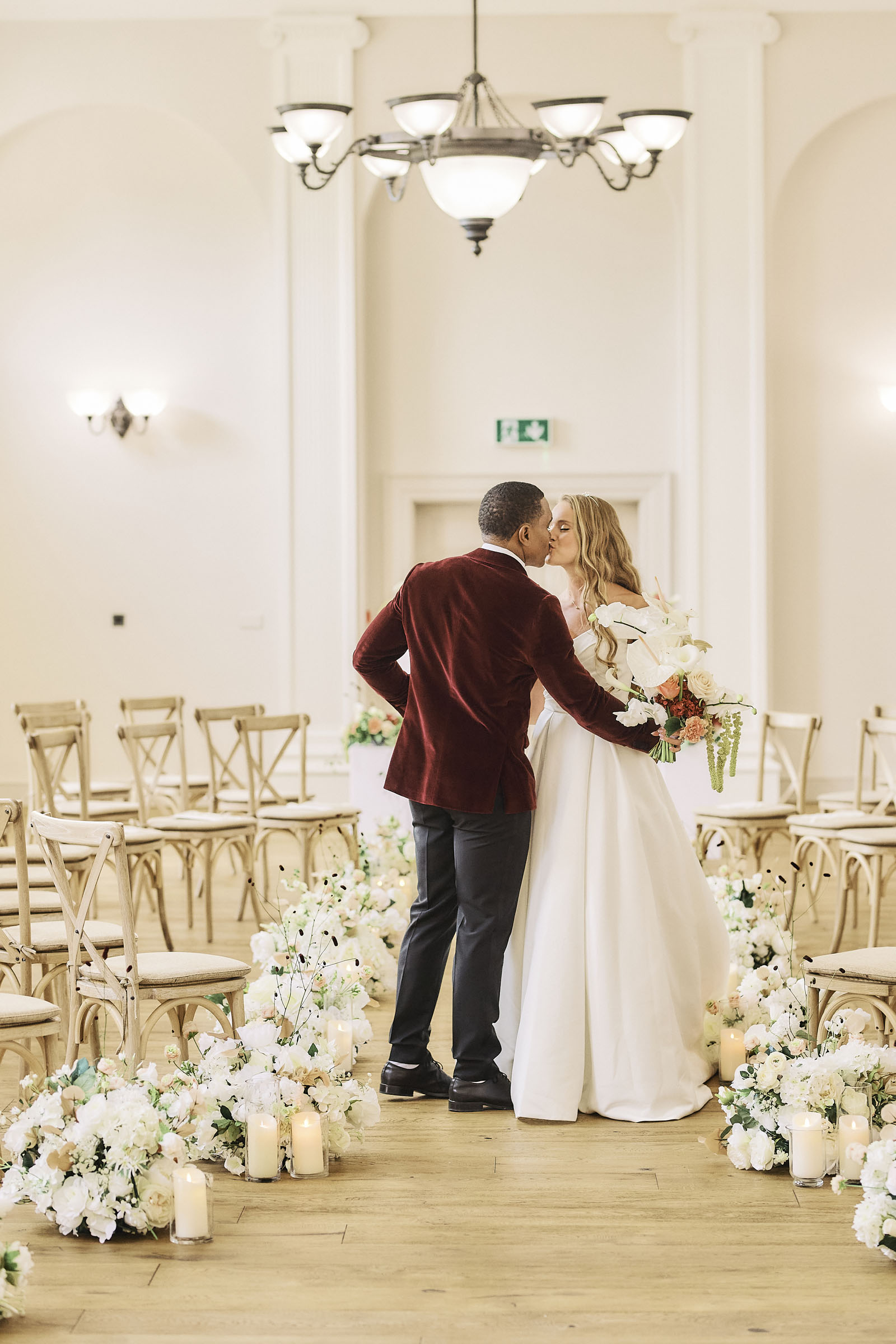 Kings Head Hotel Cirencester styled for a wedding by Sandra at Fabulous Functions UK