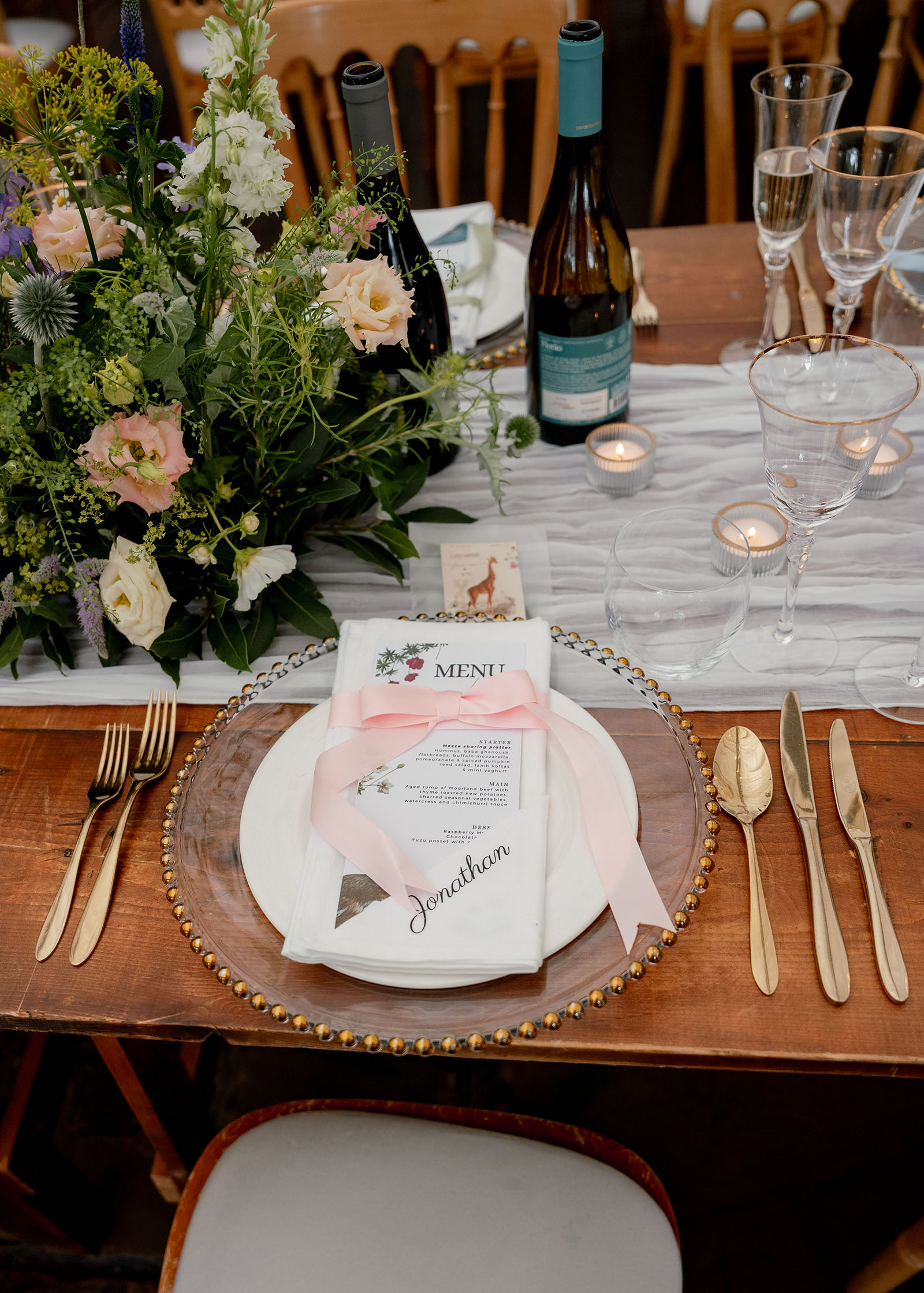 Summer wedding at Northbrook Park with Cat Brant Photography