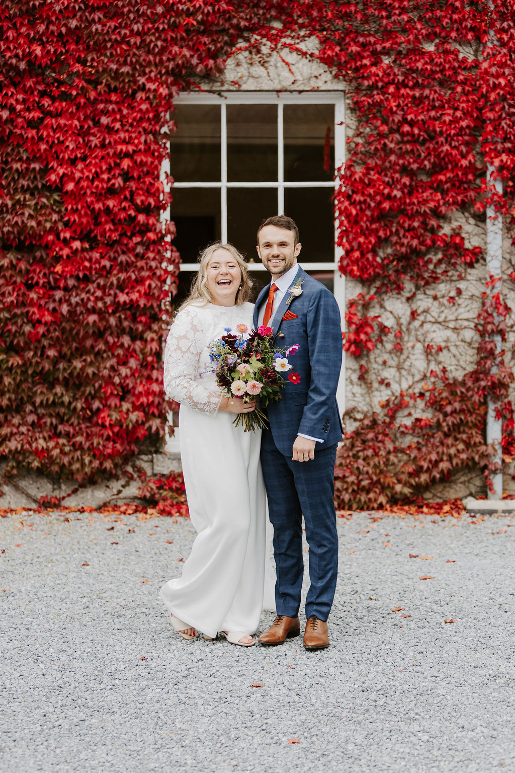 Colourful DIY wedding with streamers and stunning flowers at Colehayes Park South Devon with Hannah Timm Photography
