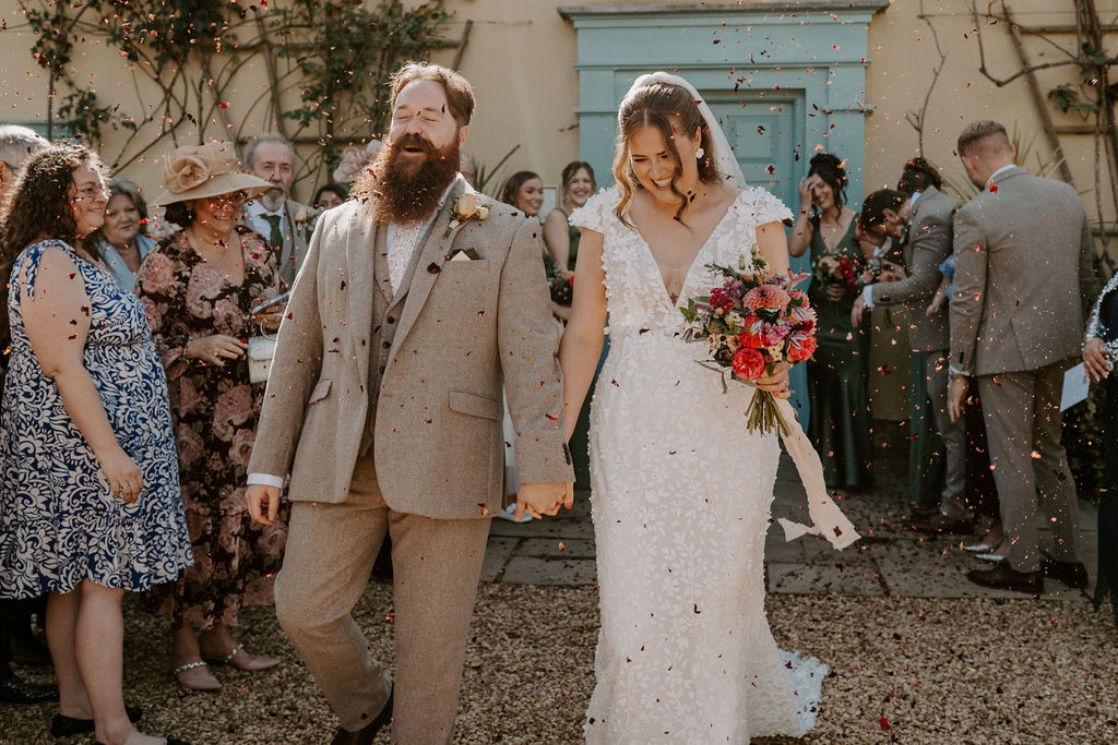 South Farm Hertfordshire real wedding with Shell O'Toole Photography