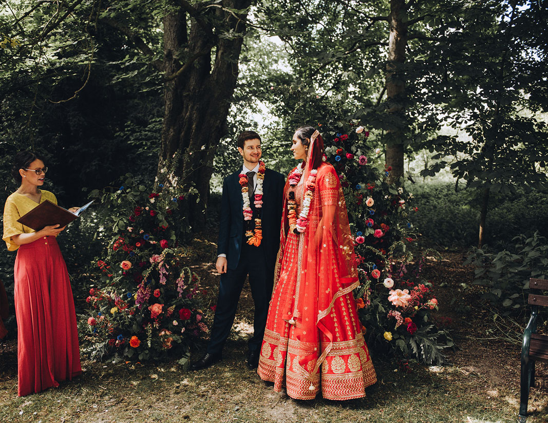 Wild Stems wedding flowers at luxury vegan wedding in Cambridge photographed by Tom Keenan