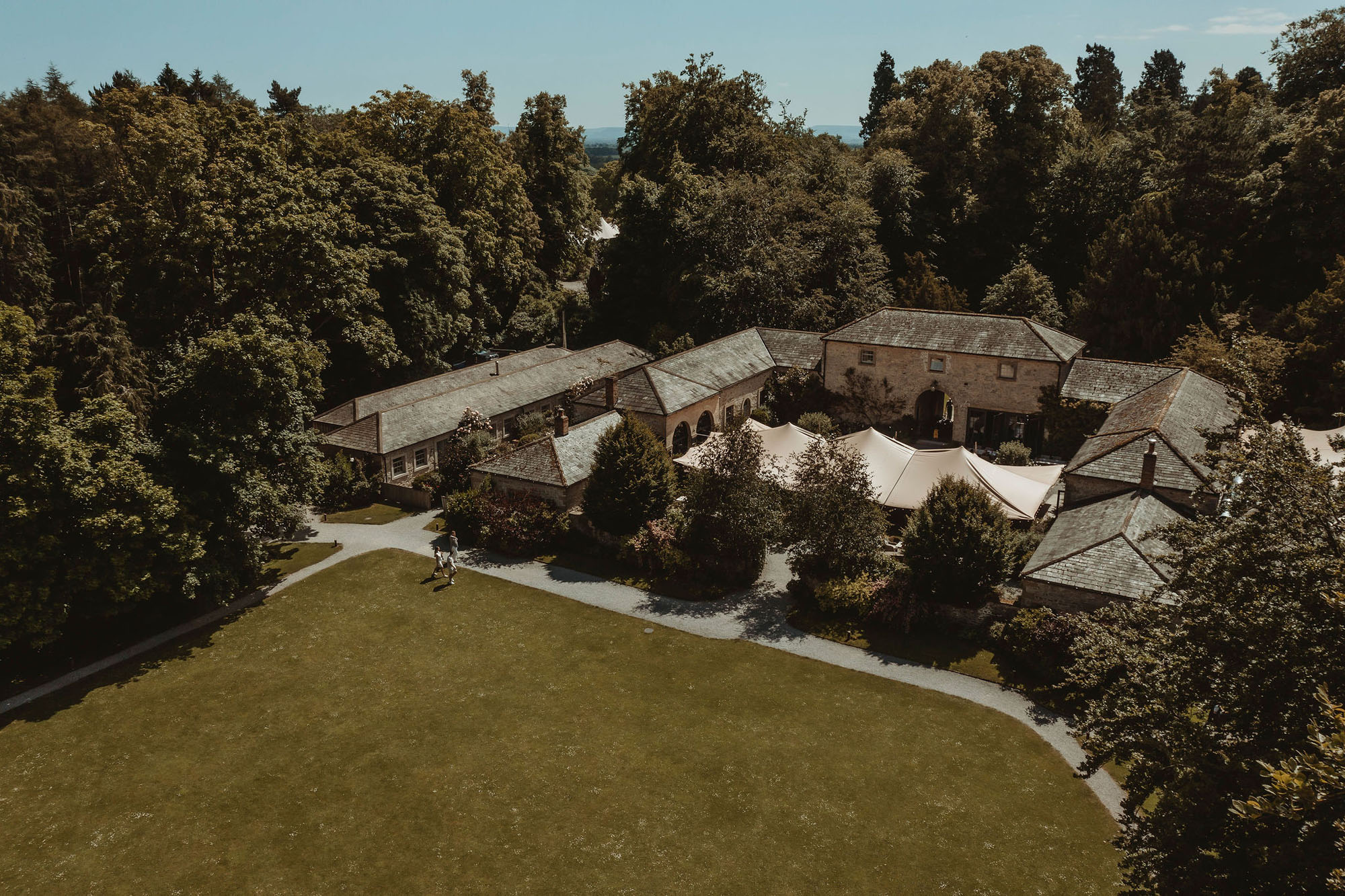 luxury Middleton Lodge wedding in Yorkshire with florals by Jemma Khan Studio and Christopher Western Photography