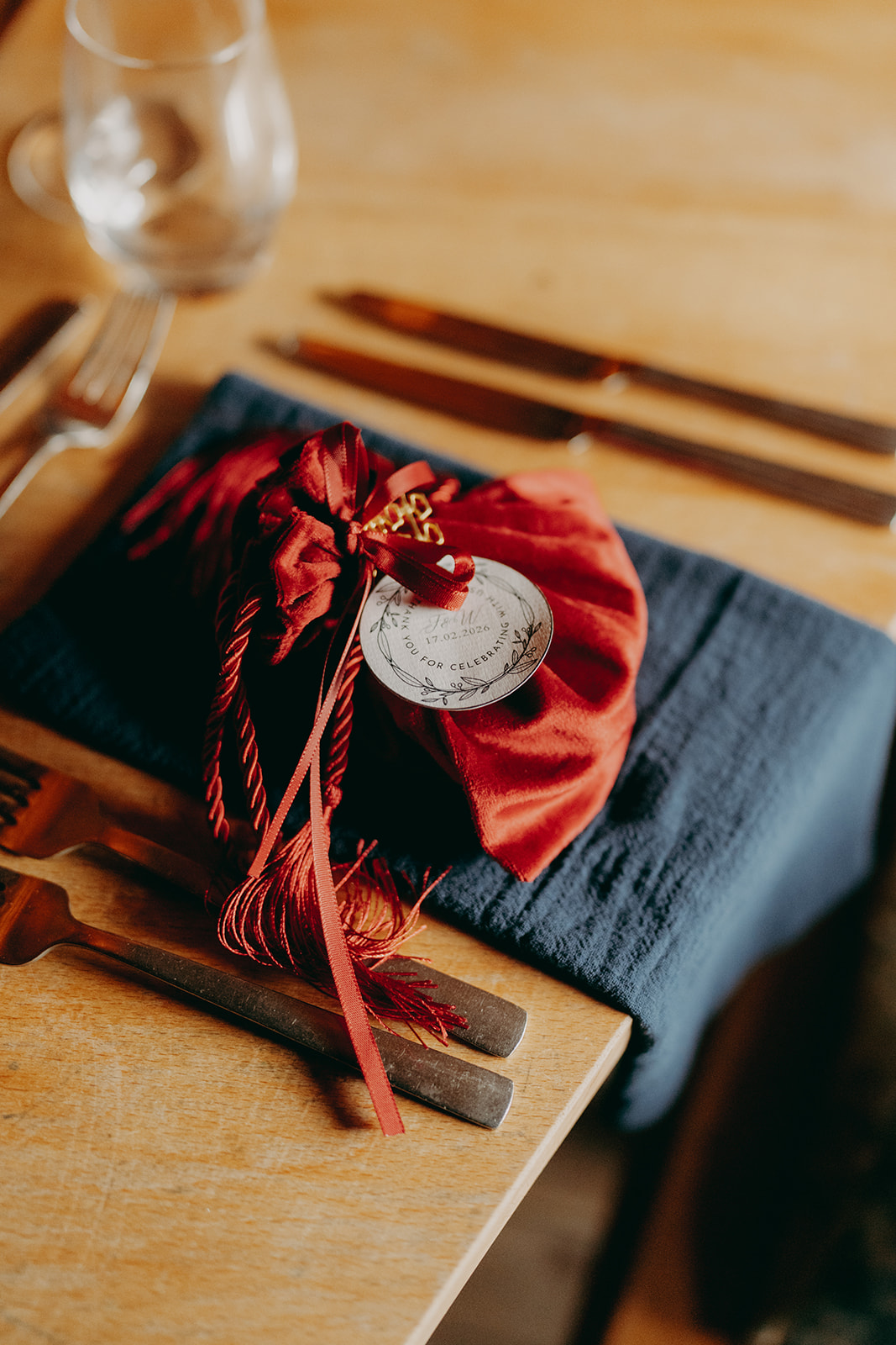 North Yorkshire wedding photographer Alnwick treehouse wedding coverage image