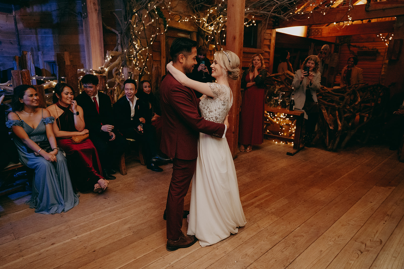 North Yorkshire wedding photographer documenting Alnwick treehouse wedding day