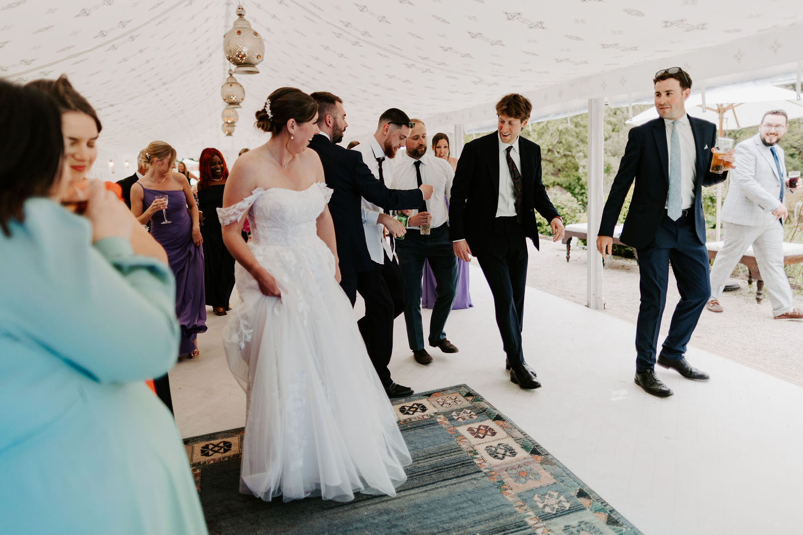Sunny wedding at Cornwall venue Carwinion House Falmouth with local wedding photographer Hannah Timm Photography