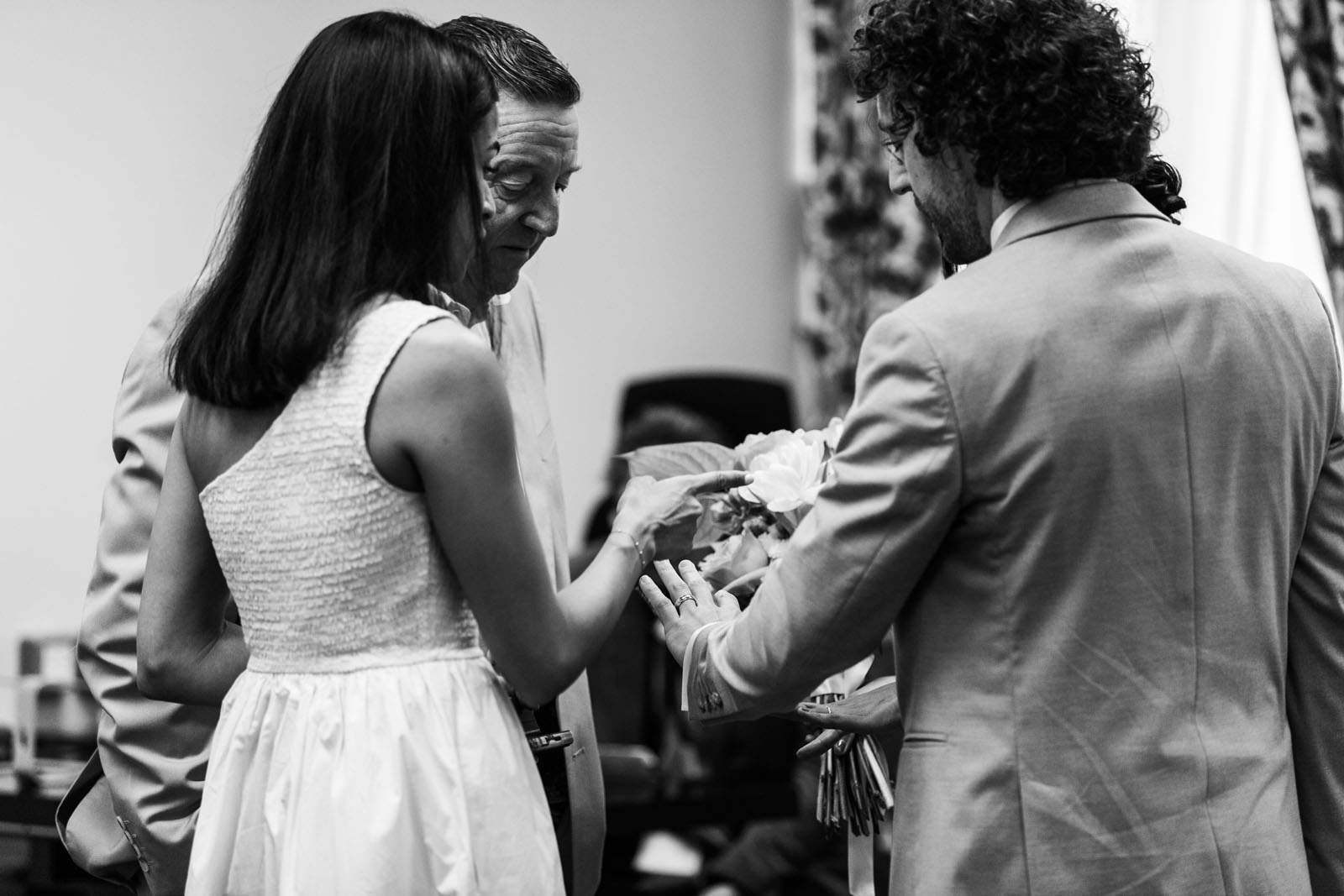 civil wedding Bolton Albert Halls | credit Priti Shikotra Photography