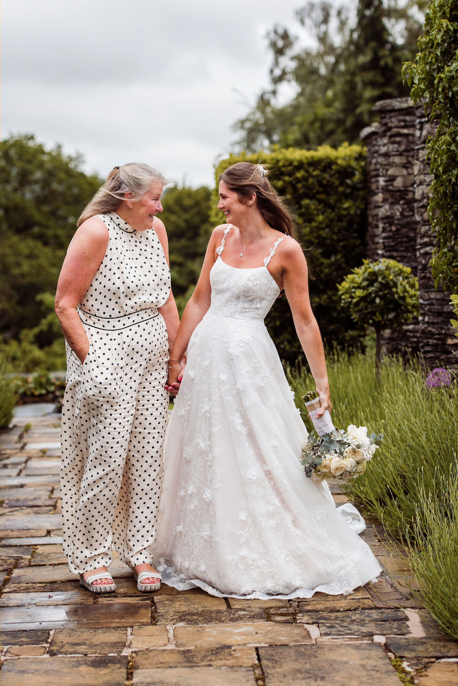 rainy Lake District wedding at Cragwood near Windermere | Mark Battista Photography