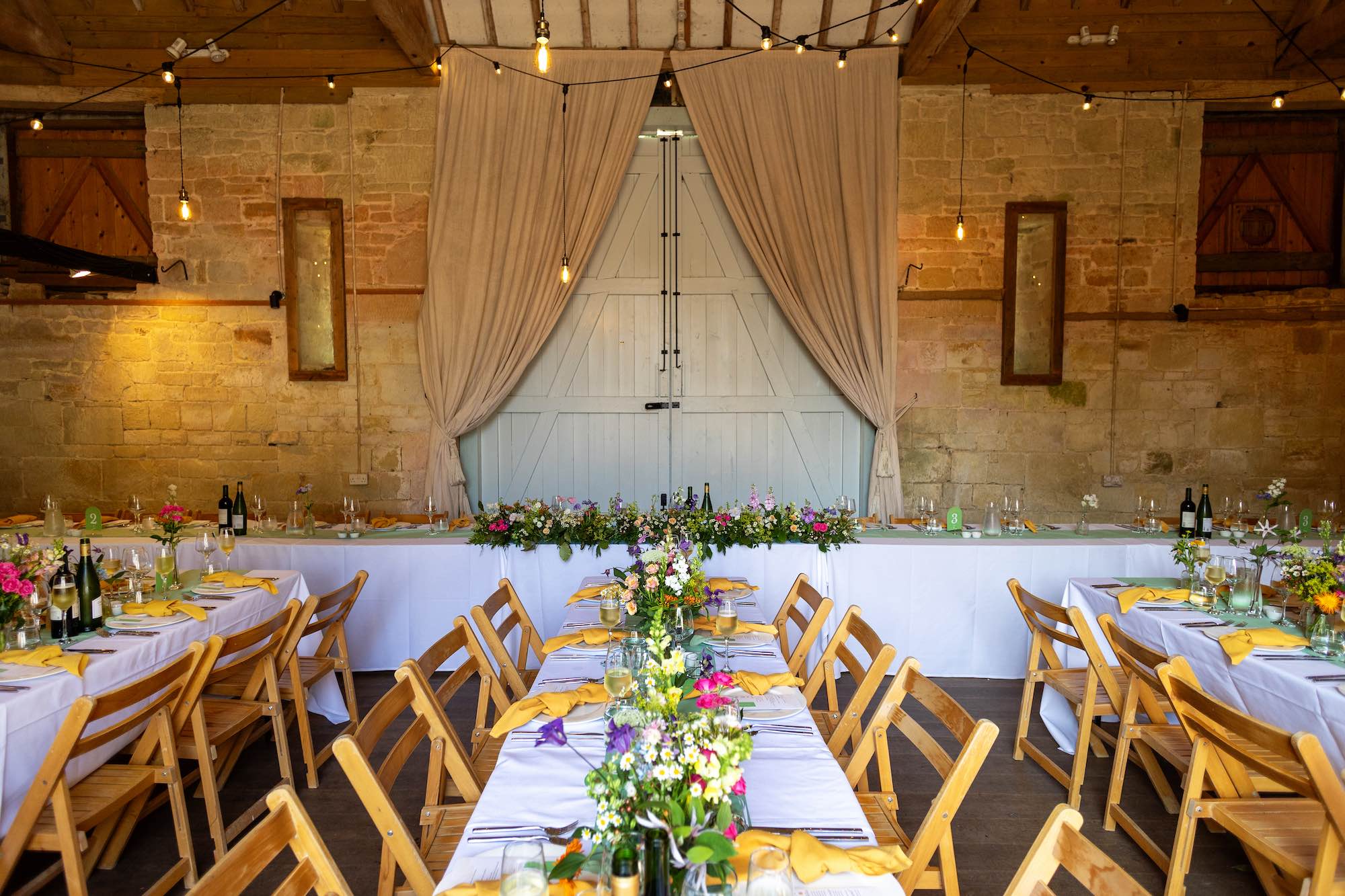 real wedding at Ashley Wood Farm in Wiltshire with Martin Dabek Photography