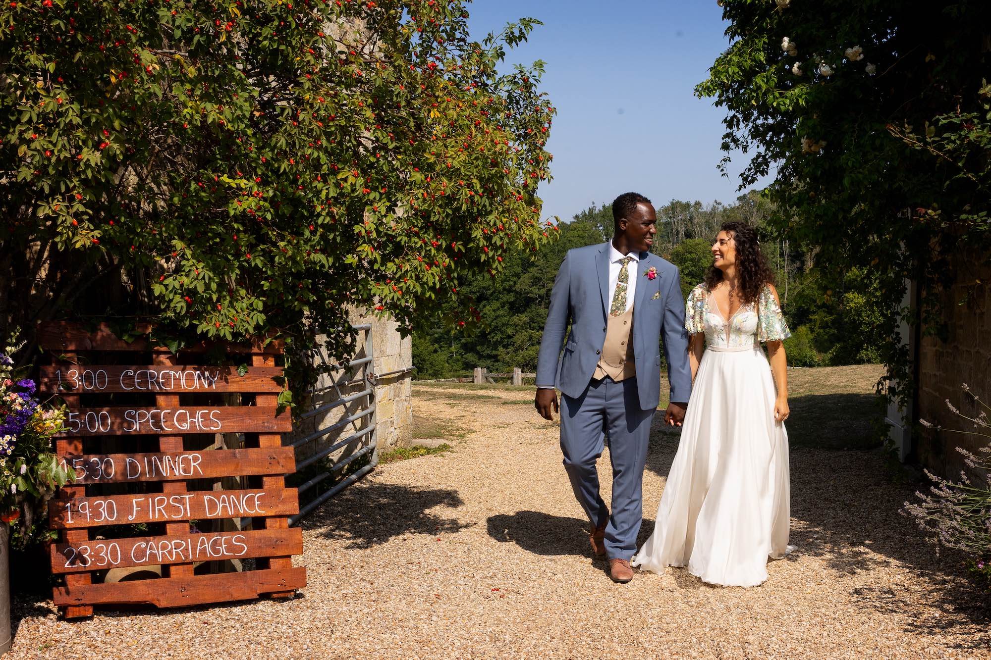 real wedding at Ashley Wood Farm in Wiltshire with Martin Dabek Photography