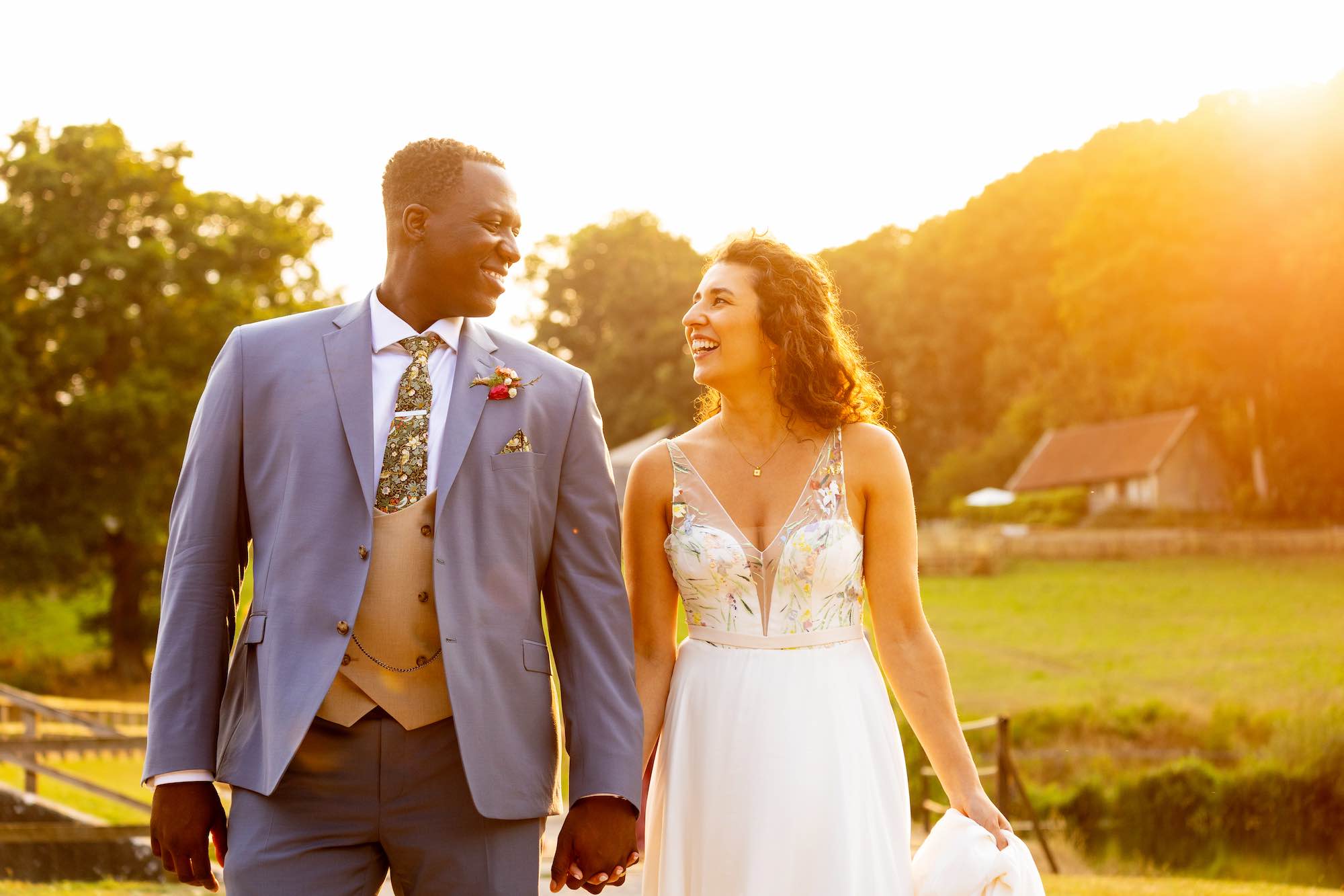real wedding at Ashley Wood Farm in Wiltshire with Martin Dabek Photography