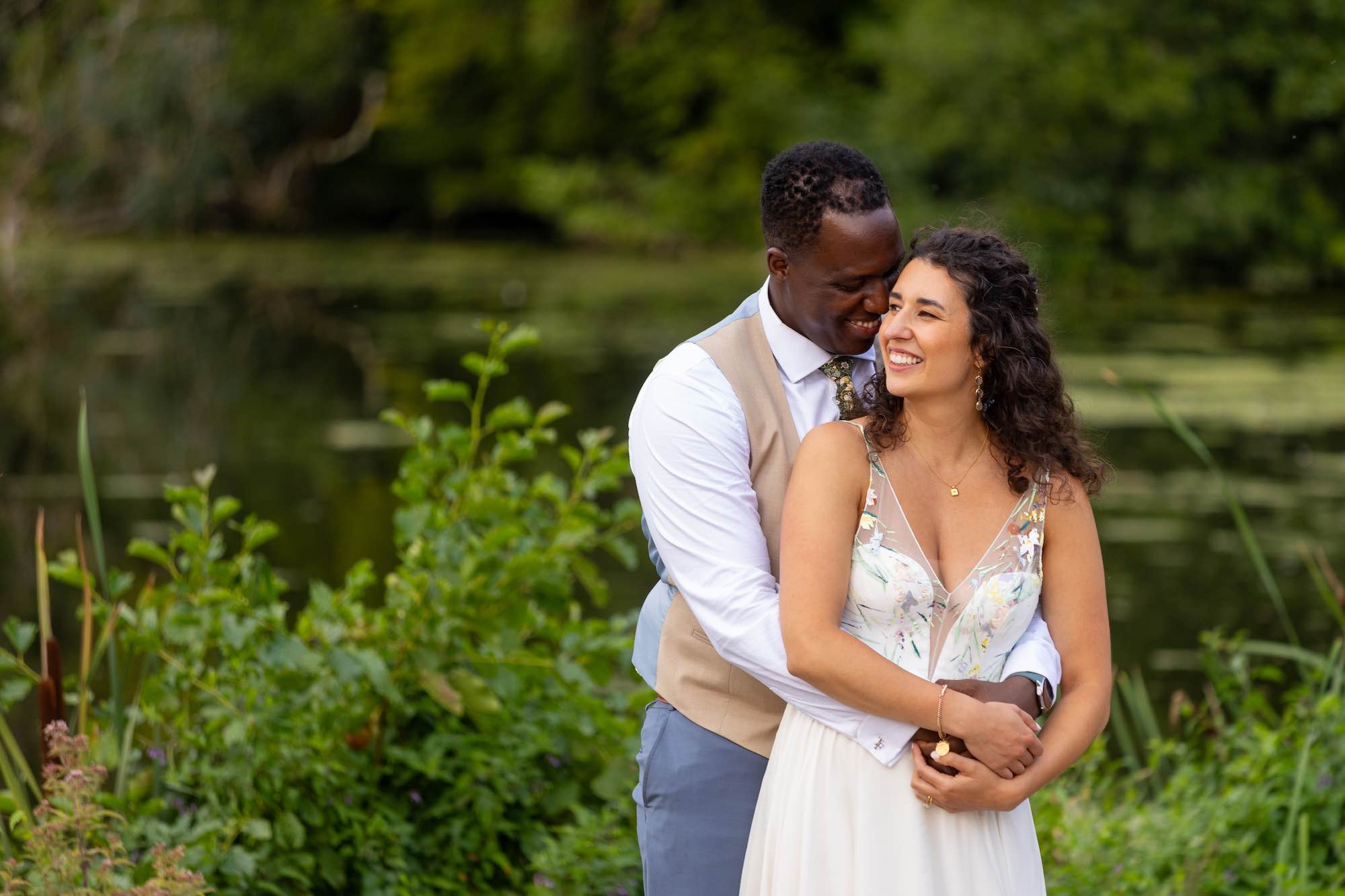 real wedding at Ashley Wood Farm in Wiltshire with Martin Dabek Photography