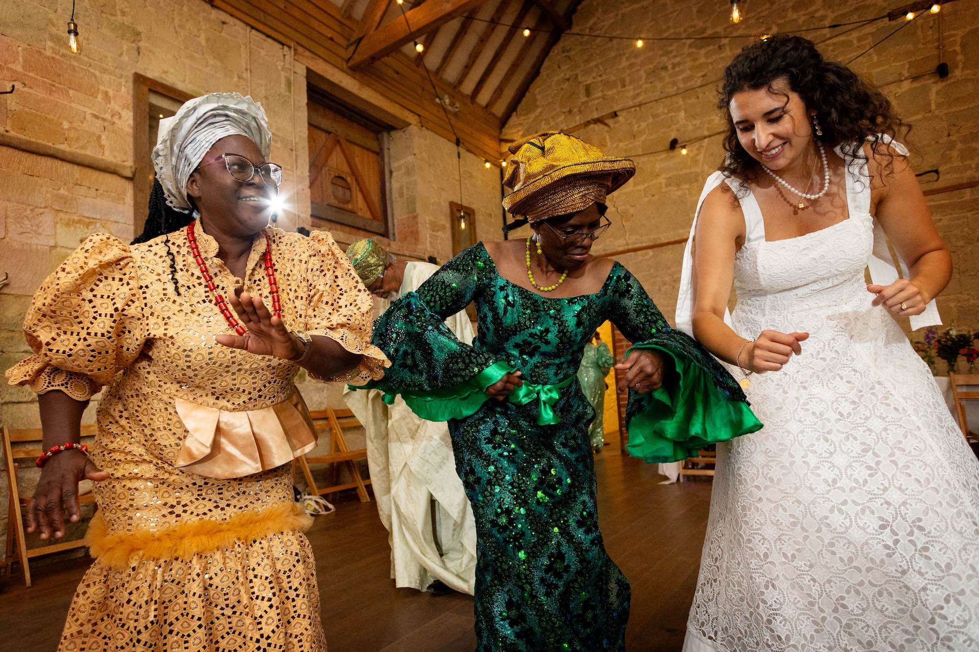real wedding at Ashley Wood Farm in Wiltshire with Martin Dabek Photography