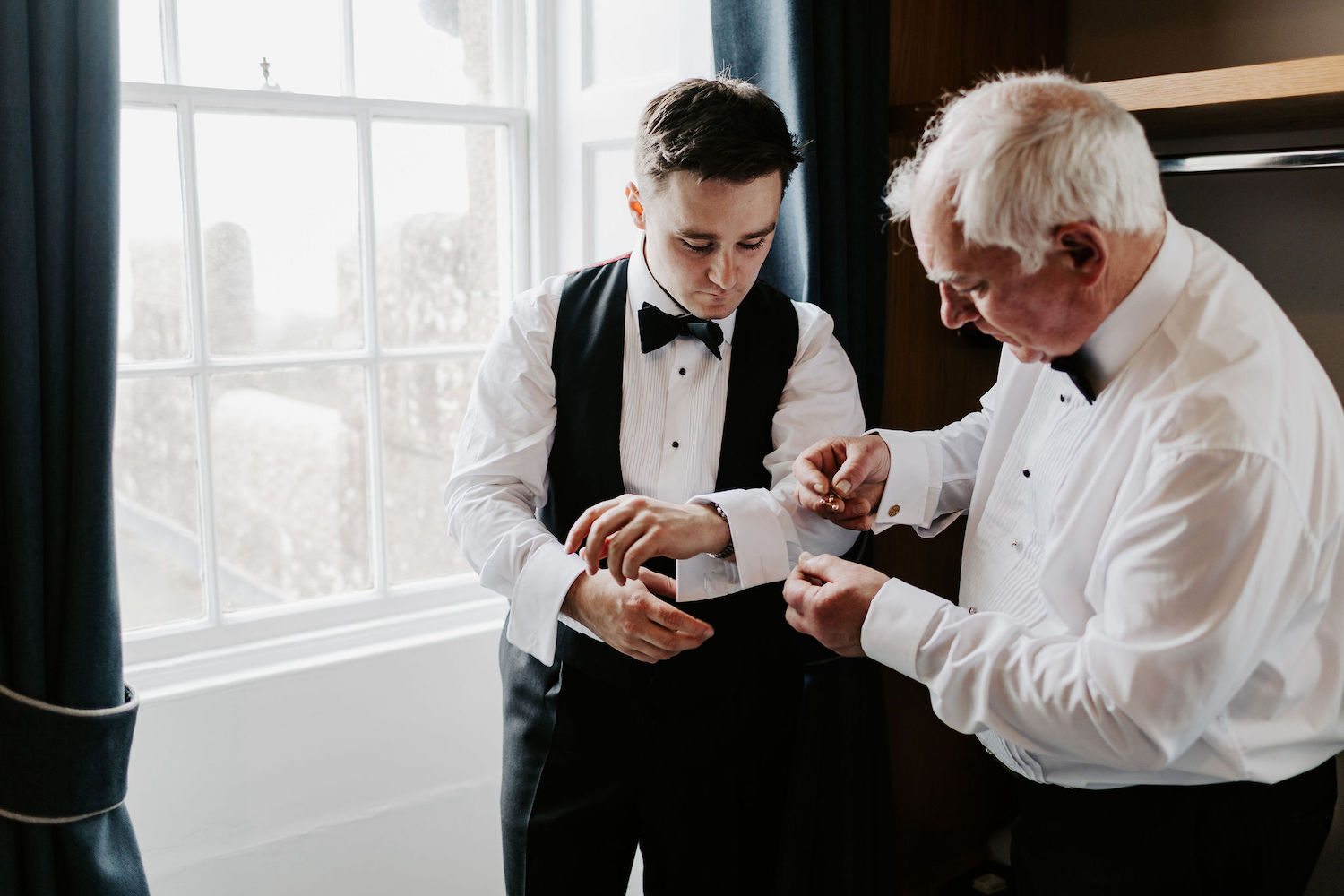 Tregenna castle real wedding with Hannah Timm Photography