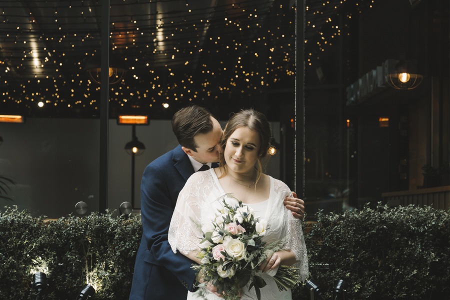 Relaxed and informal modern wedding in Leeds with Anna wood Photography (20)