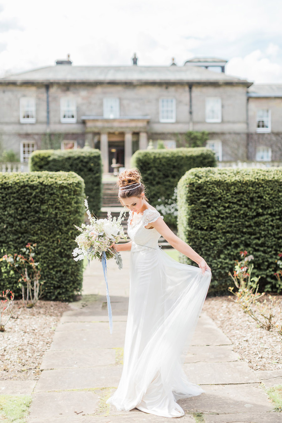 Jane Austen wedding style inspiration from Oxford Hall, with Katy Melling Photography (26)