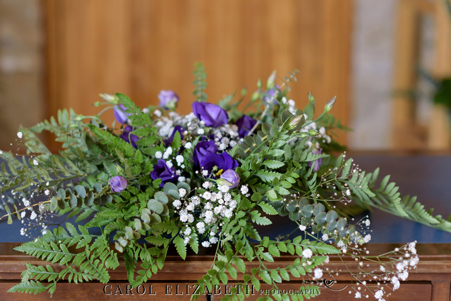 Purple styling and an elegant rustic theme for Fiona and Ashley's Stratton Court Barn Oxfordshire wedding. Images by Carol Elizabeth Photography on English-Wedding.com (6)