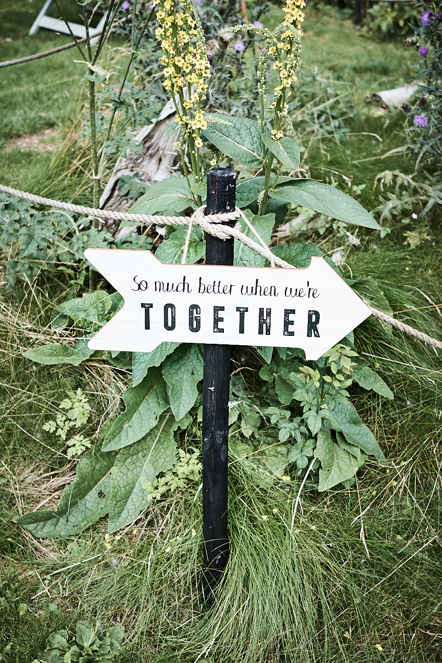 Creative and eclectic modern wedding styling on the English Wedding Blog. Images by Faye Amare Photography (33)