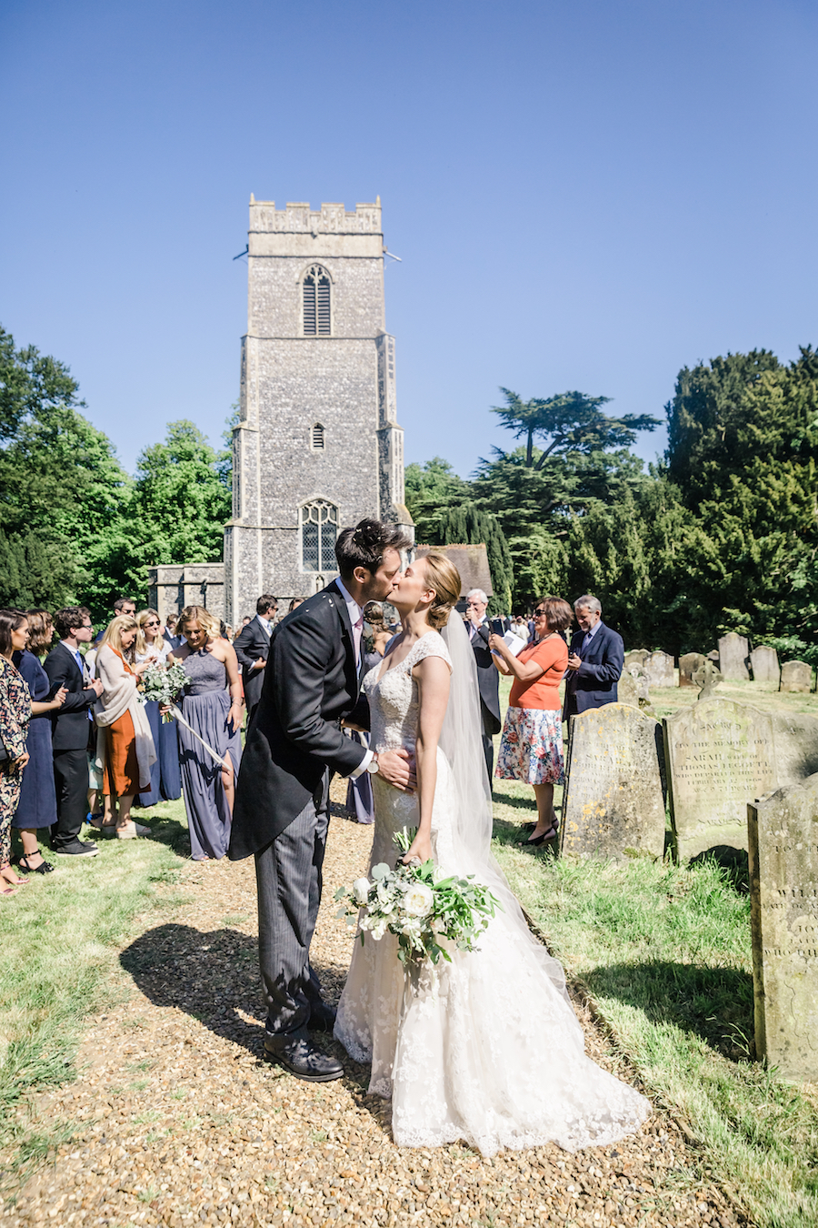 Lovely Essex wedding photographer Ayshea Goldberg on the English Wedding Blog (20)