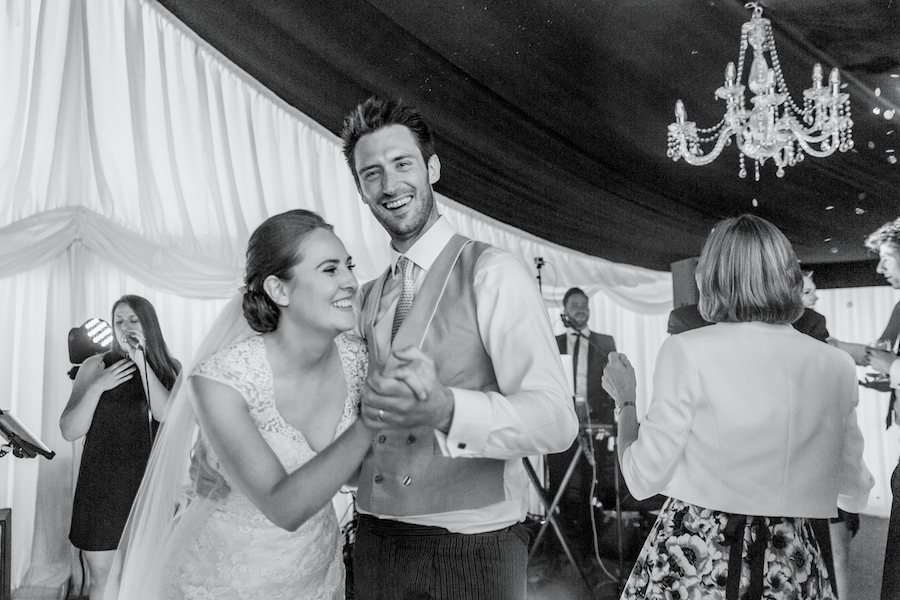 Lovely Essex wedding photographer Ayshea Goldberg on the English Wedding Blog (44)