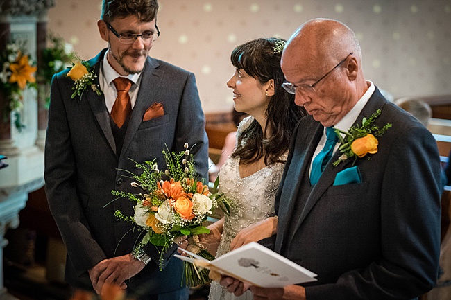 Mad Hatter's tea party September wedding in Hampshire - image credit Linus Moran Photography (9)
