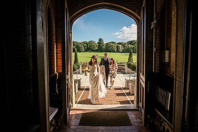 Mad Hatter's tea party September wedding in Hampshire - image credit Linus Moran Photography (28)