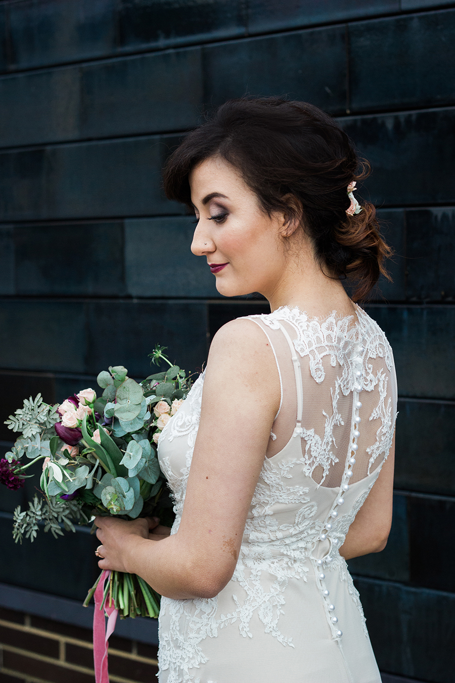 warm, winter wedding styling with heirloom touches on the English Wedding Blog - image by Katie Rogers Photography (23)