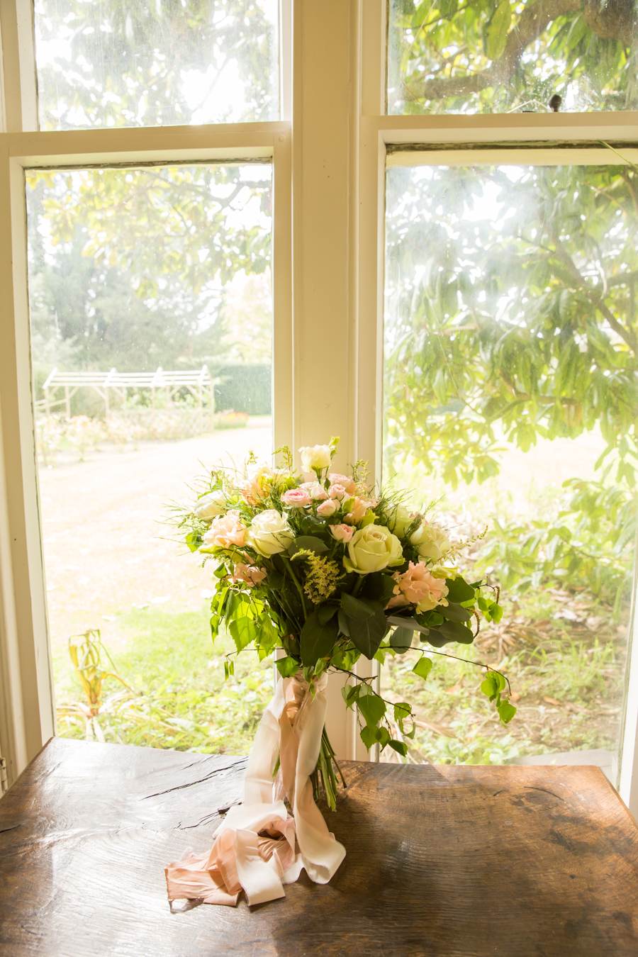English country garden wedding style ideas with Hannah Larkin Photography (6)