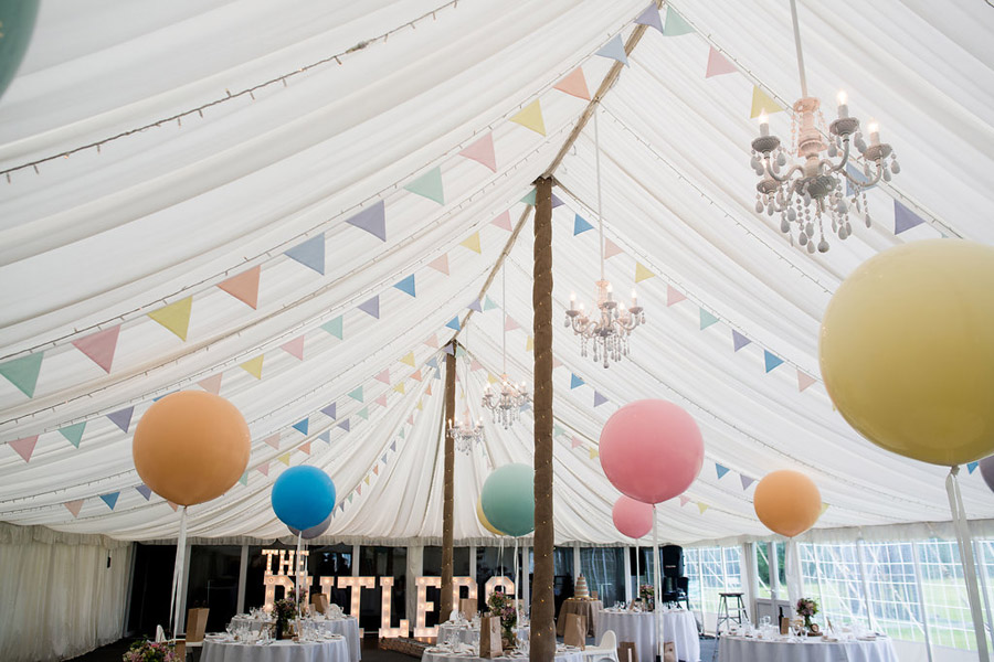 Pastel balloons for a modern wedding at Shenley, with images by Nicola Norton Photography (18)