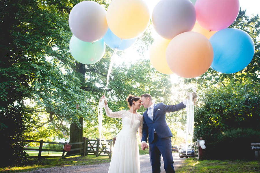 Pastel balloons for a modern wedding at Shenley, with images by Nicola Norton Photography (47)