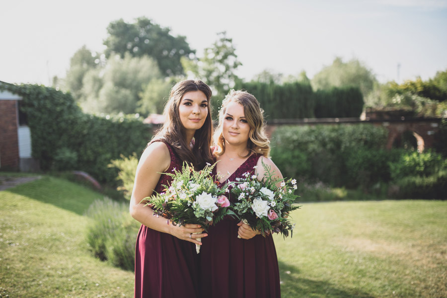 Gorgeous English summer wedding with fabulous florals and botanical styling, with Jess Yarwood Photography on the English Wedding Blog (28)