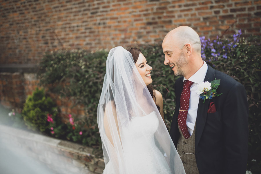 Gorgeous English summer wedding with fabulous florals and botanical styling, with Jess Yarwood Photography on the English Wedding Blog (33)