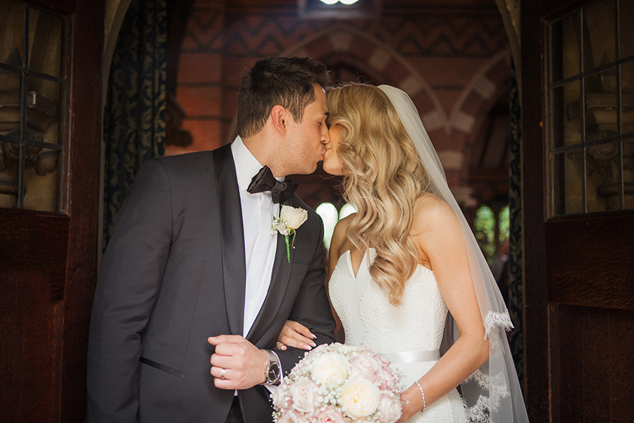 black tie UK wedding blog from Morden Hall with Vivienne Edge Photography (16)