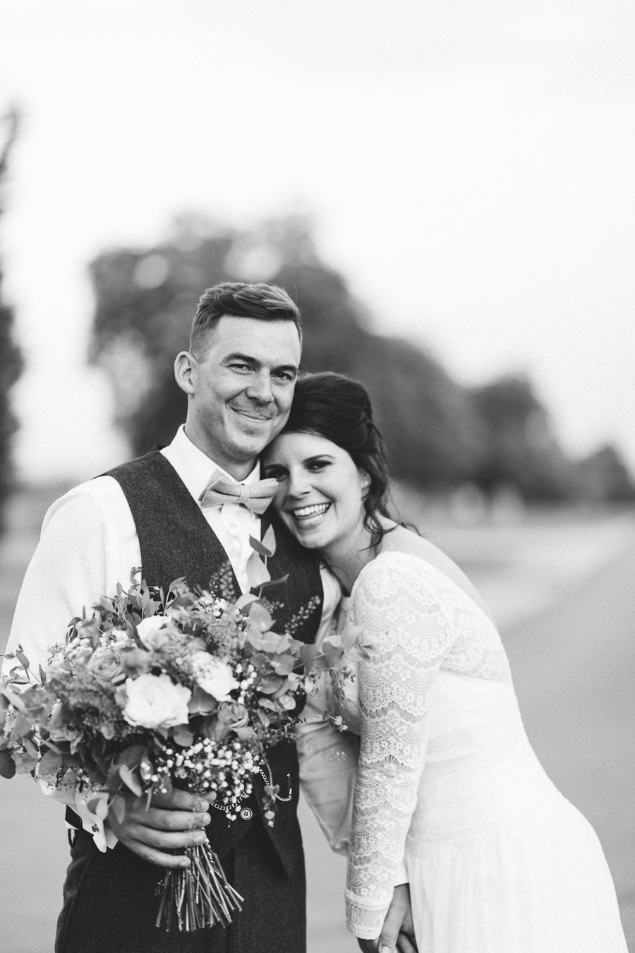 Natural styling for a relaxed and beautiful English wedding with images by Sky Photography (8)