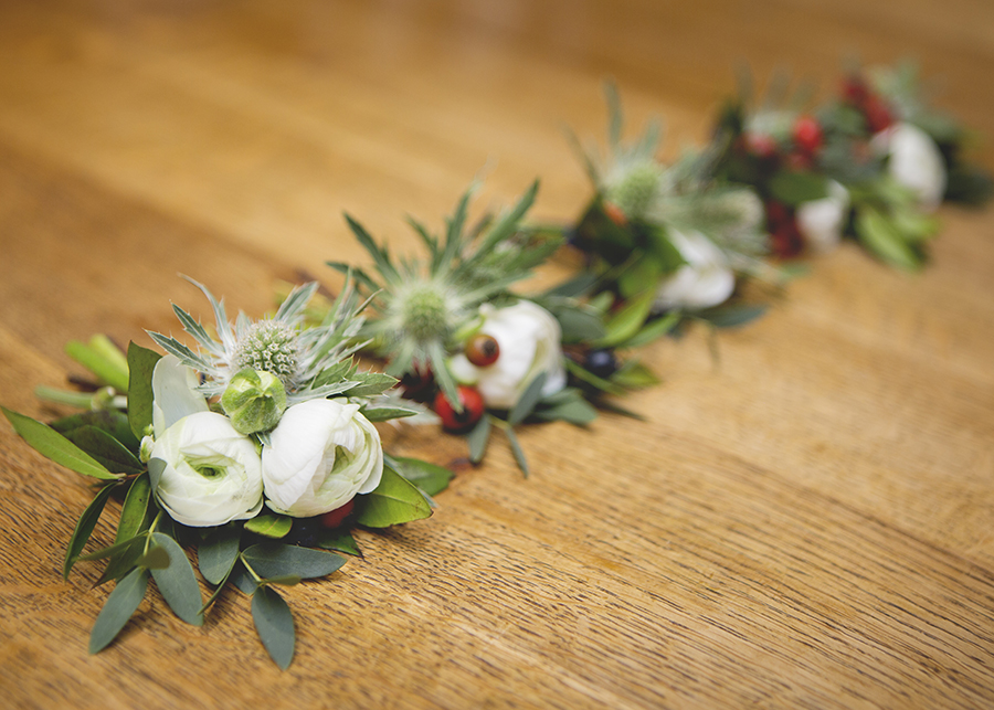 Elegant Christmas wedding ideas for a Waddesdon Dairy wedding, images by Katrina Matthews Photography (9)