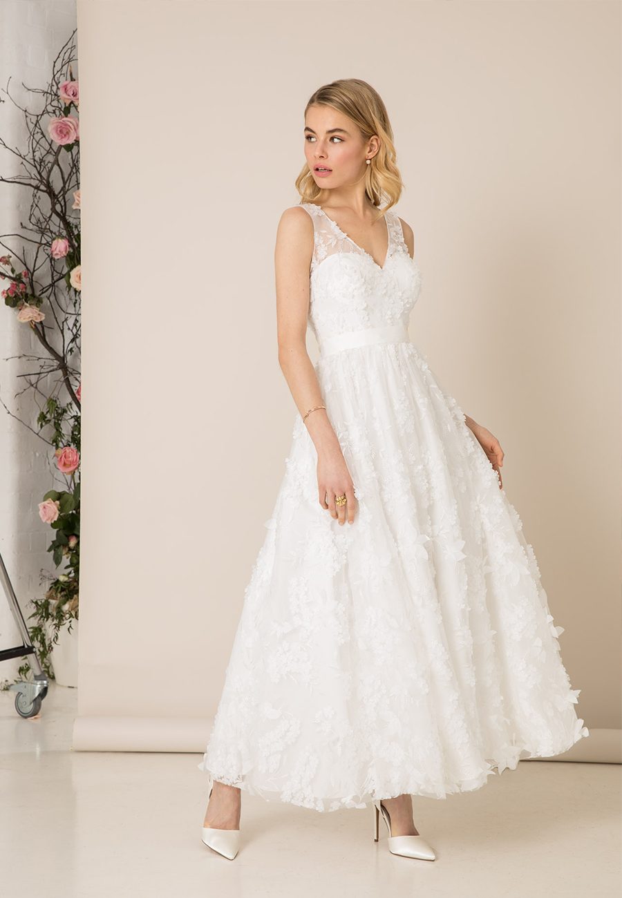 5 wedding dresses under £1,000 from the 2019 Kelsey Rose collection ...