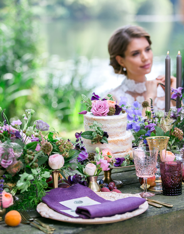 Stunning florals and archway flower surround for a breathtaking wedding style article on English Wedding, image credit Lisa Payne Photography (34)