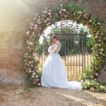 Stunning florals and archway flower surround for a breathtaking wedding style article on English Wedding, image credit Lisa Payne Photography (38)