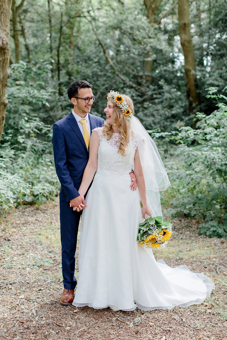 Sunflower wedding style inspiration with Hannah K Photography (20)