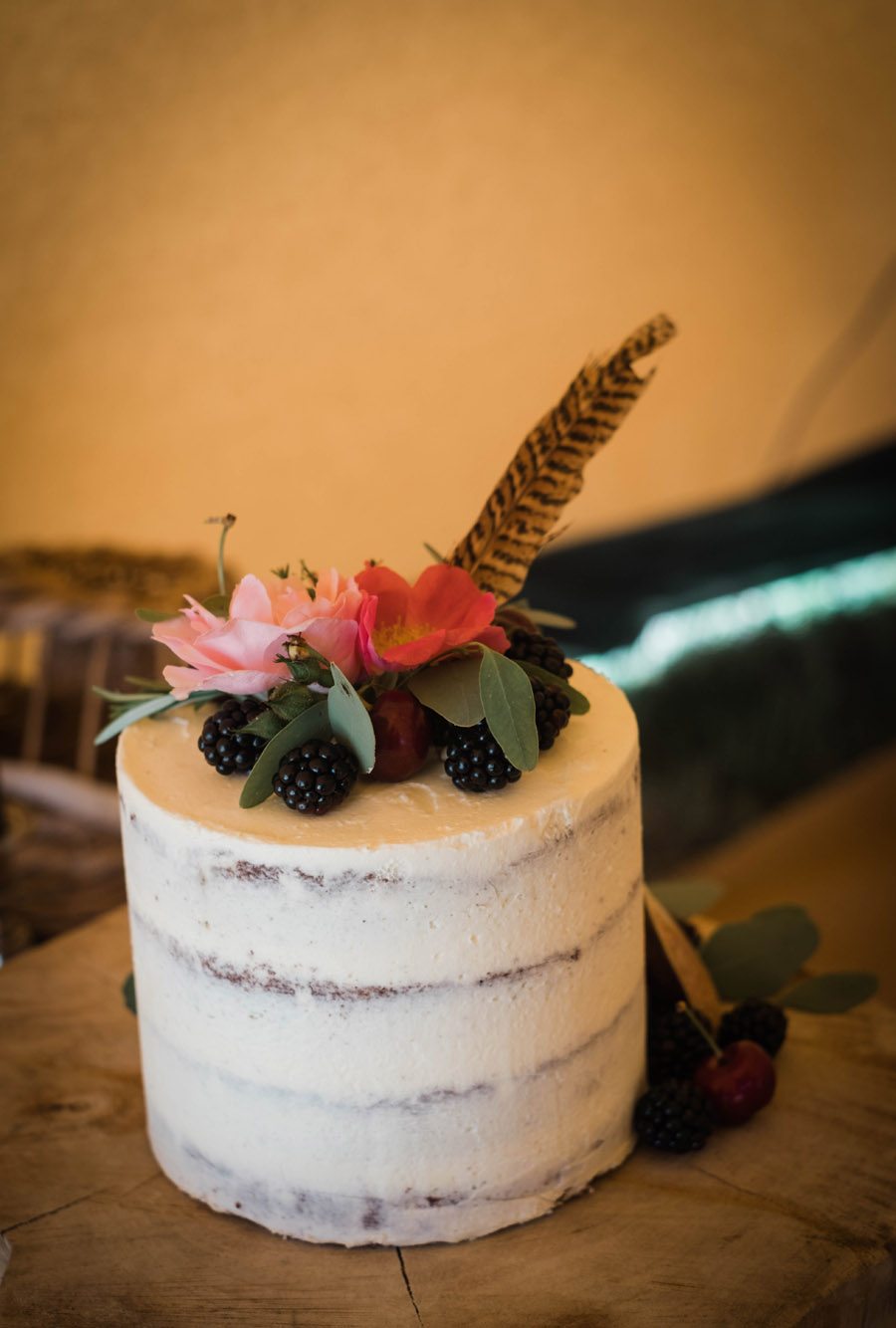 Cornwall festival weddings with Wild Tipi, image by Verity Westcott Photography (18)