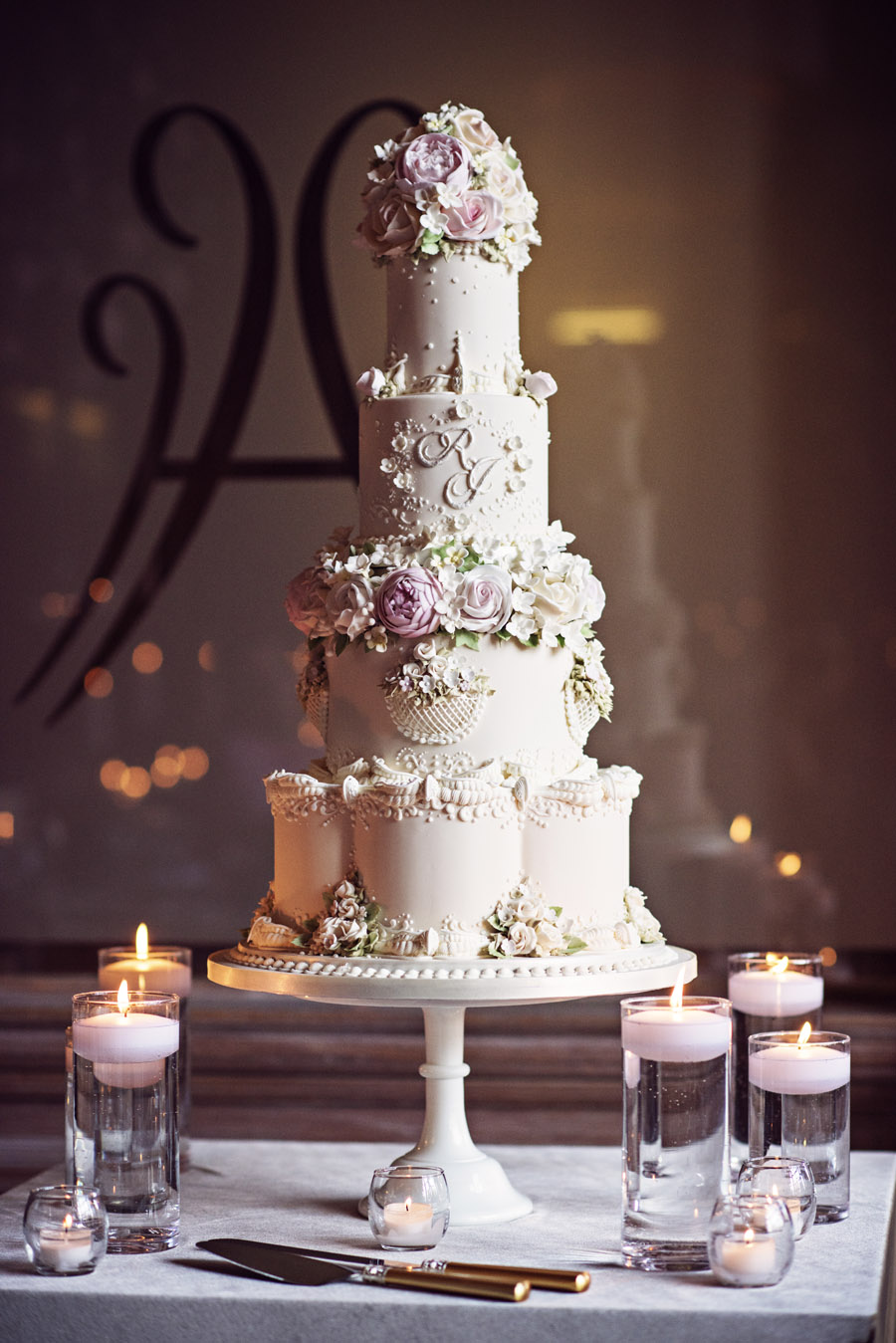 Beautiful wedding cakes by The Frostery - trends and ideas for 2019 (23)