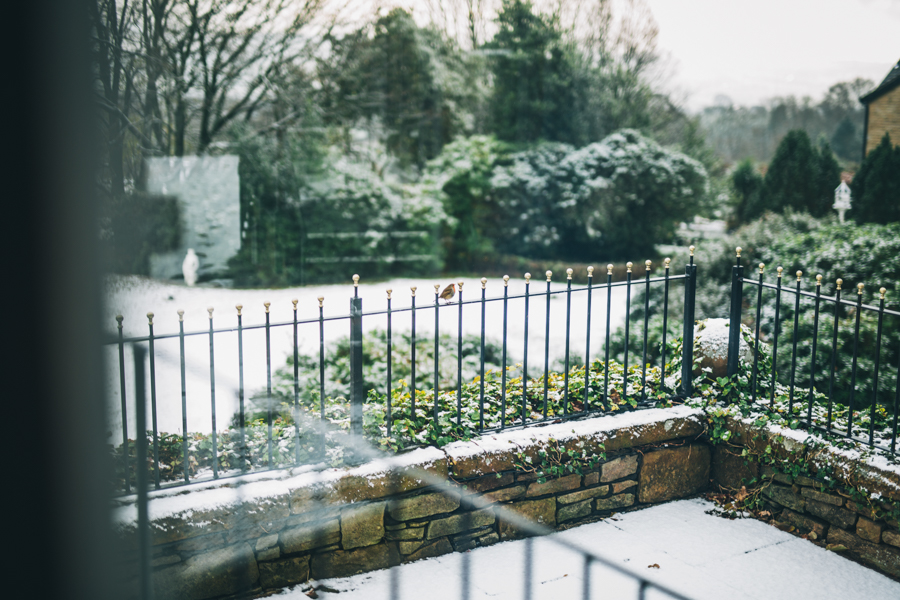 A gorgeous snowy wedding at Higher Trapp Country House Hotel with Rachel Joyce Photography (9)