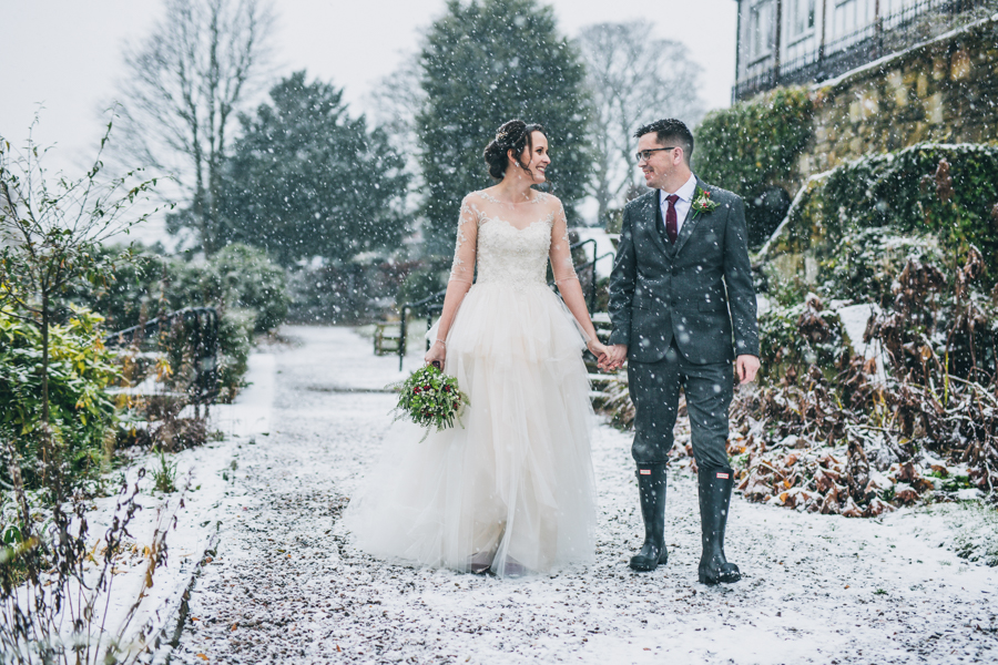 A gorgeous snowy wedding at Higher Trapp Country House Hotel with Rachel Joyce Photography (17)