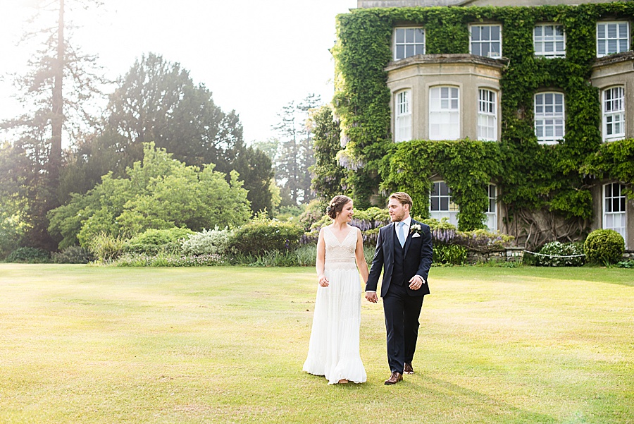 Elegant and summery Northbrook Park wedding with Fiona Kelly Photography (36)