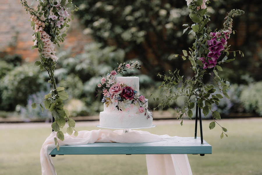 All the summer florals for a romantic summer wedding, image credit Rebecca Goddard Photography (27)