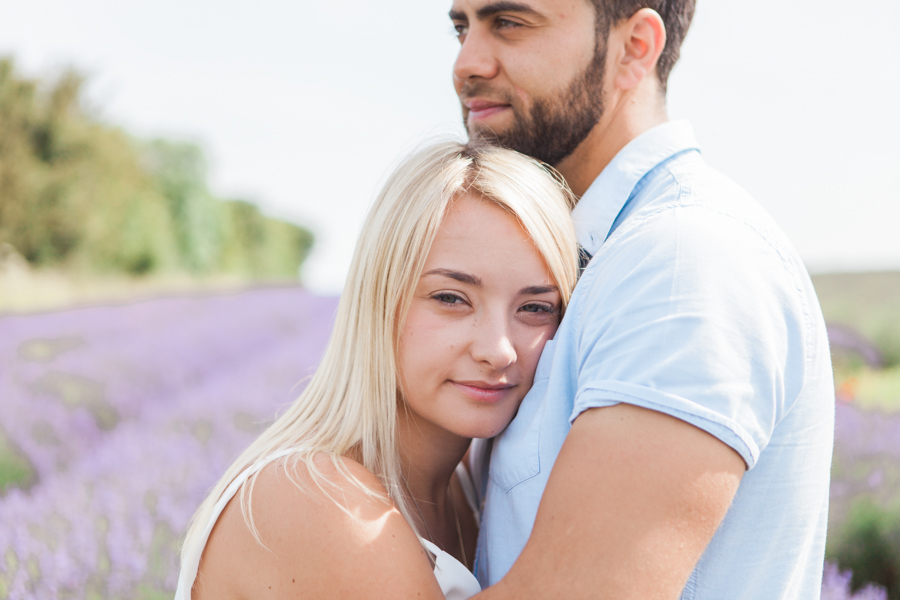 Beautiful UK lavender fields for engagement photography with Amanda Karen Photography (16)