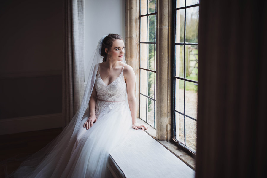 Salisbury Manor wedding photoshoot with amazing local suppliers, image credit Antonia Grace Photography (13)